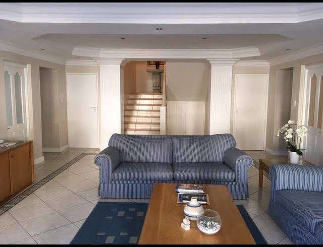 32M² OFFICE RENTED IN WESTLAKE